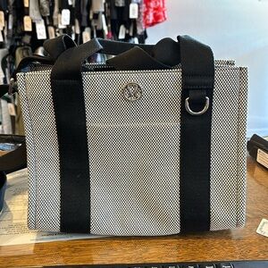 Lululemon tote